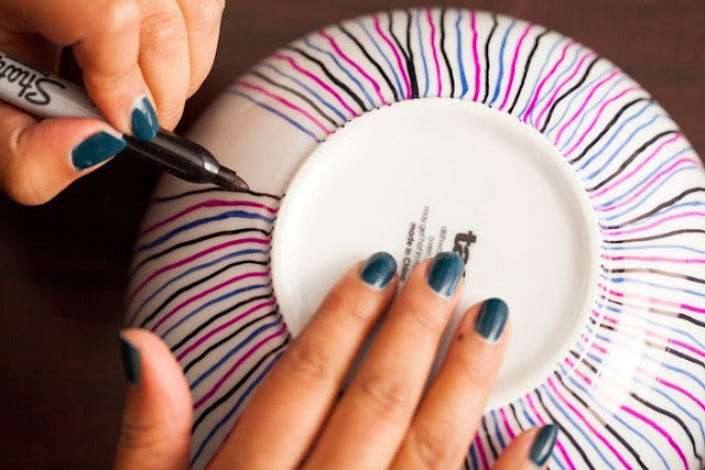 Painting On Ceramics Bowls Or Cups With Colored Markers 