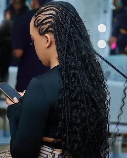 hairstyle for ladies with attachment 2022