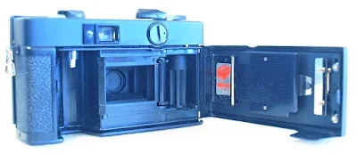 Konica C35 EF, Film box