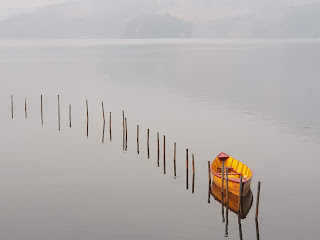 A boat at Begnas lake