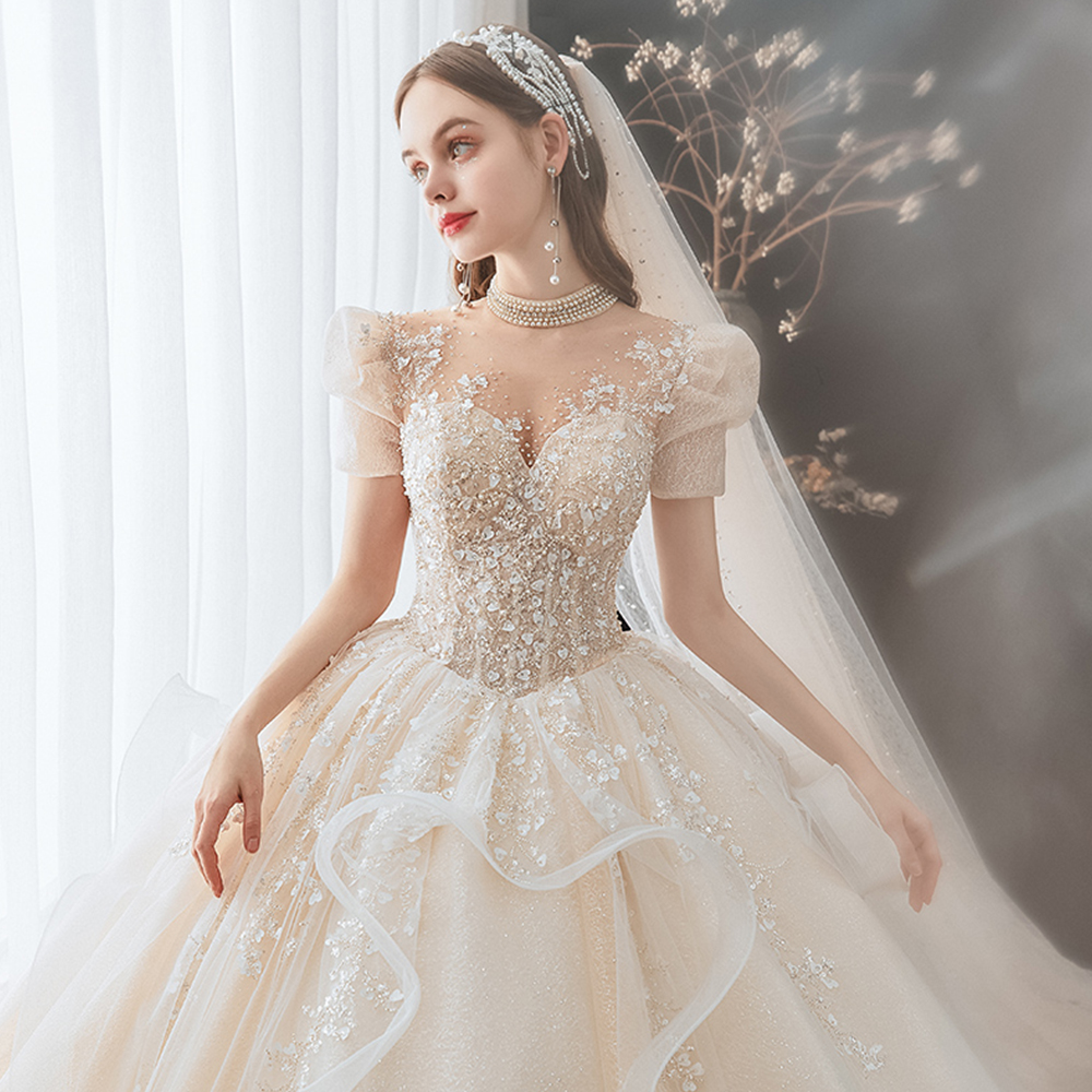 Exquisite Elegance: Unveiling the World of Luxury Wedding Dresses