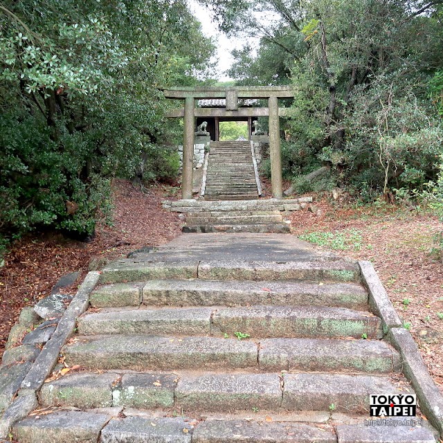 【八幡神社】本島小山丘上　神秘安靜古老小神社