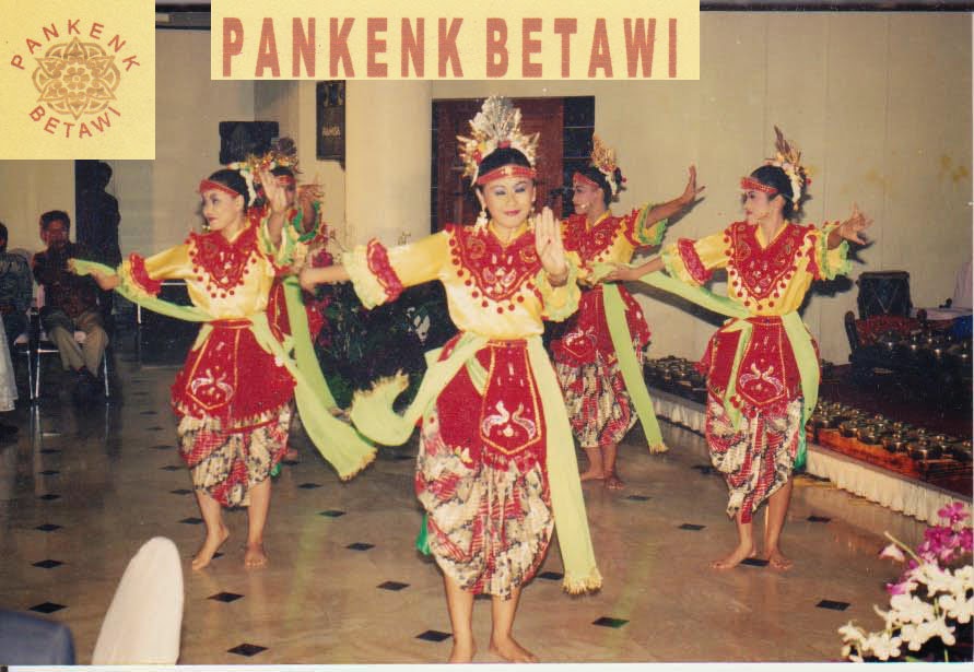 Tari Cokek Tari Berpasangan Asal Betawi Macam Macam 