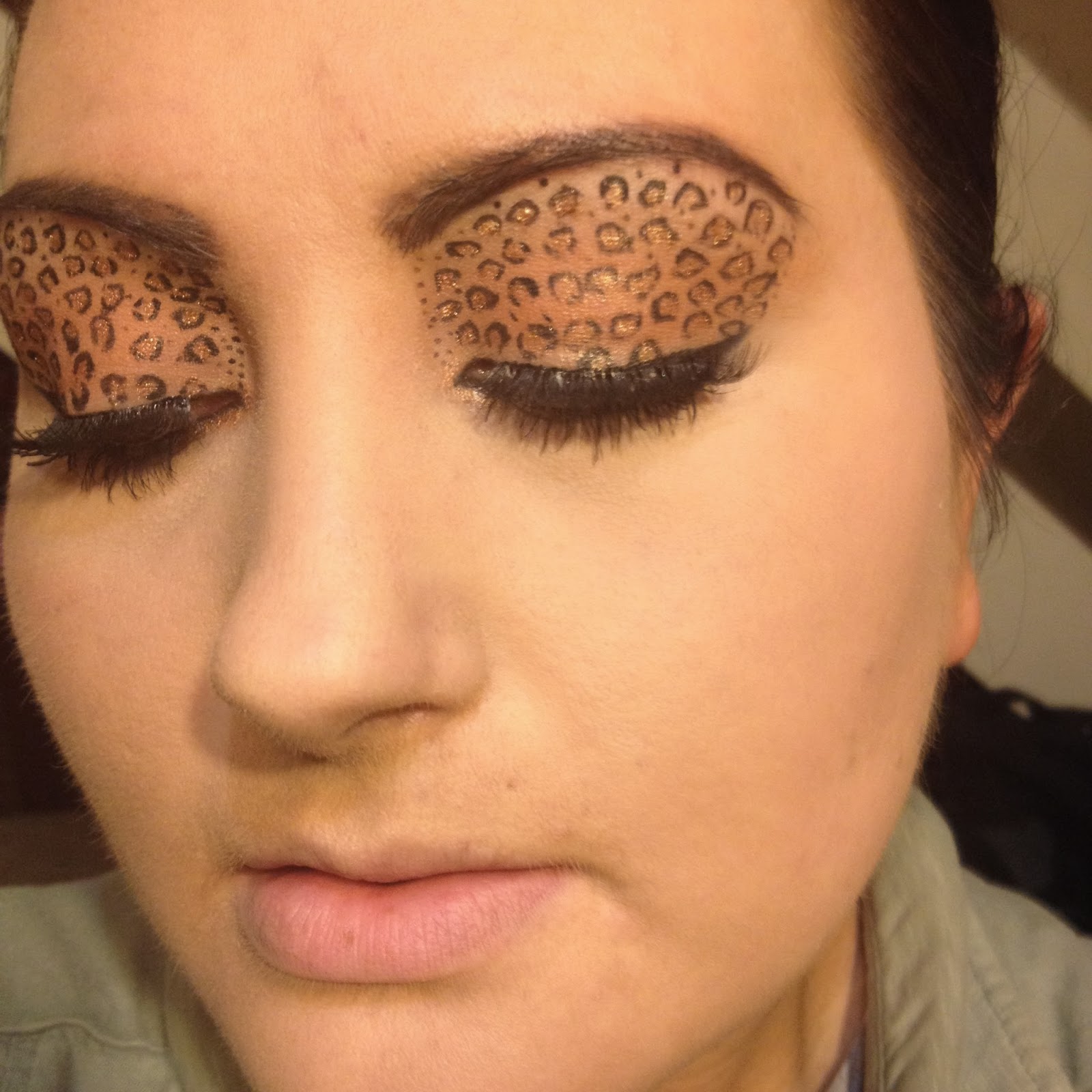 Makeup Addict Leopard Eye