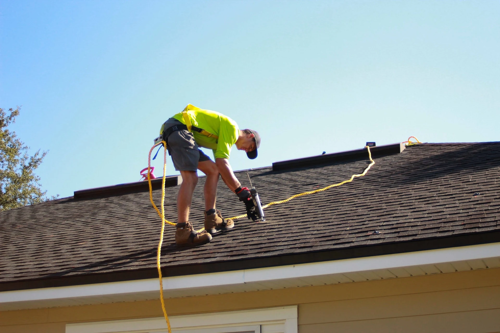 Why Choose a Local Roofer? Top Reasons Explained