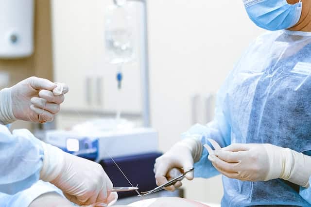Cosmetic Surgery: Finding a Skilled Surgeon for Your Transformation