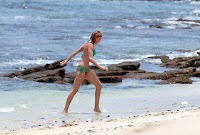 Cameron Diaz Green Bikini On the beach 