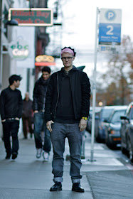 Roxy Turner Pink Hair Crown Hat Seattle Street Style fashion it's my darlin'