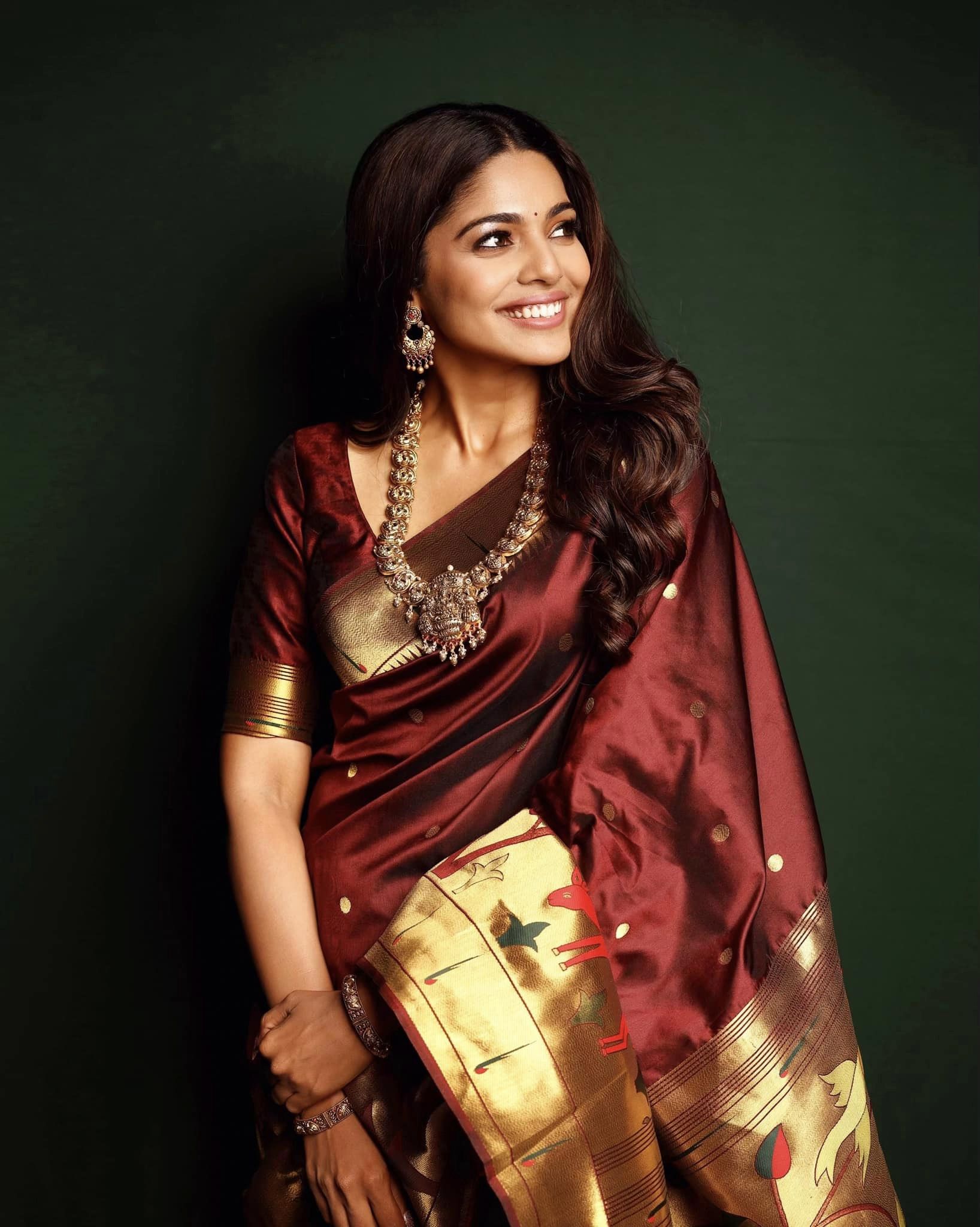 Indian Hot Marathi actress Pooja Sawant gorgeous saree look. Pooja Sawant. Pooja Sawanth. Pooja Sawant biography, details, videos, photos .Marathi actresses hot. Indian top actresses. Saree fashions. Pooja Sawant sexy photos and videos. Marathi actresses hot leaked, unseen videos.