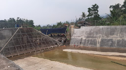   Bendungan PLTM Cianjur Jebol, Puluhan Hektar Sawah Rusak