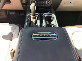 Interior view of 2019 Ford F-150 4X4 SuperCrew