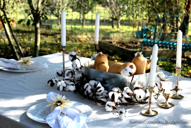 Fall Farmhouse Tablescape