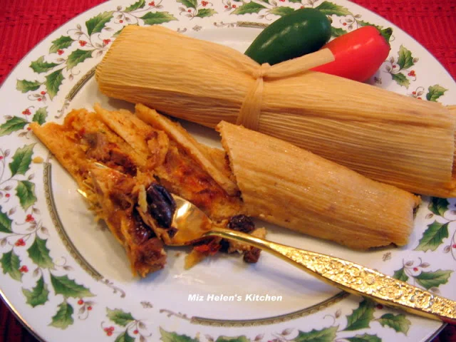 Christmas Eve Tamales at Miz Helen's Country Cottage