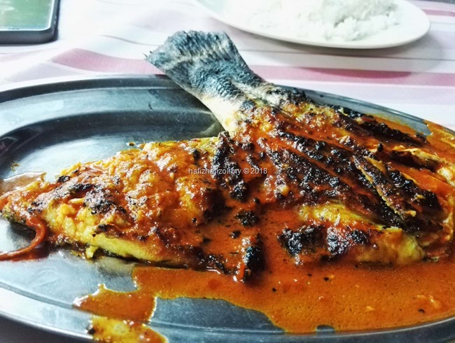 mona ikan bakar kuala perlis