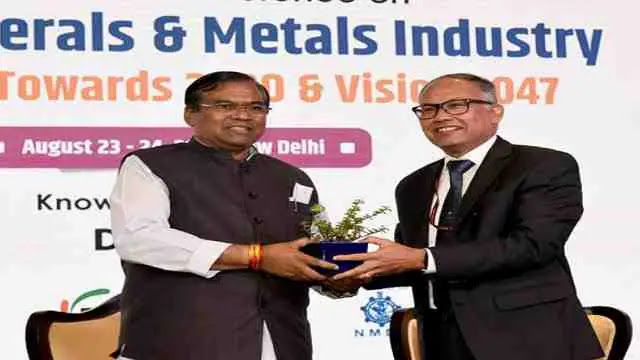 Shri Faggan Singh Kulaste urges Industry to Make Minerals & Mines Sector Self-Reliant
