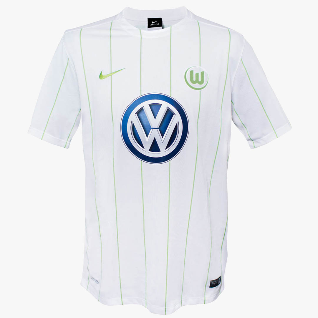 Nike Wolfsburg 17-18 Home, Away 
