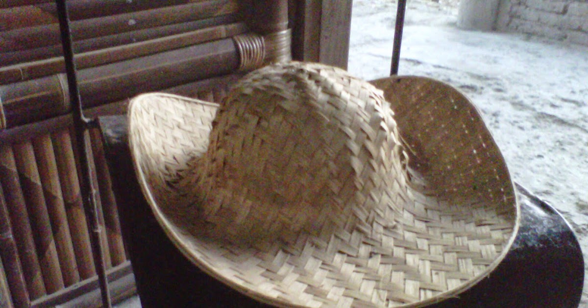 Kerajinan Anyaman  Bambu  Topi  Bambu 