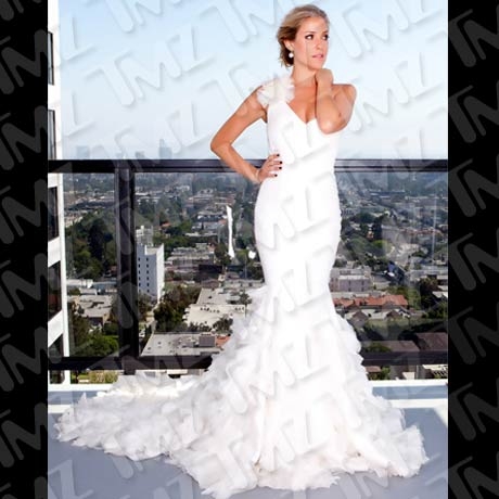 kristin cavallari wedding dress Posted by ghomes at 1134 AM 0 comments