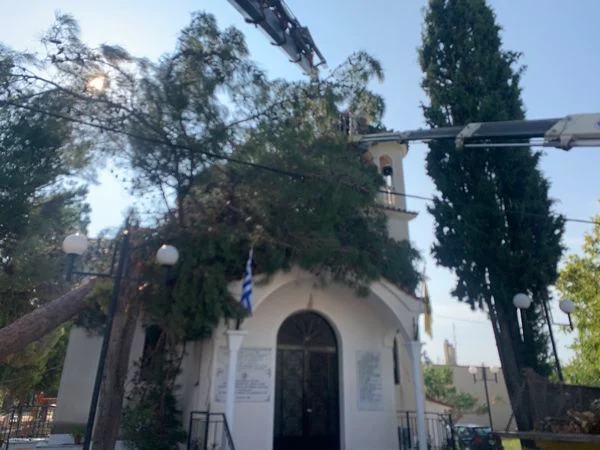 ΑΜΕΣΗ ΑΝΤΙΔΡΑΣΗ ΤΟΥ ΔΗΜΟΥ ΣΤΥΛΙΔΑΣ ΣΤΑ ΕΝΤΟΝΑ ΚΑΙΡΙΚΑ ΦΑΙΝΟΜΕΝΑ ΠΟΥ ΕΠΛΗΞΑΝ ΤΗΝ ΠΕΡΙΟΧΗ