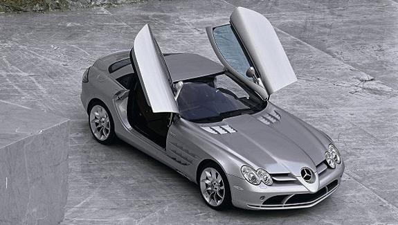 Mercedes SLR with V8 engine
