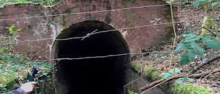 <img src="img_Secret tunnel, Reddish Vale, Manchester Urbex.jpg" alt="Images of tunnels">