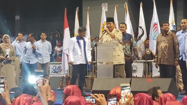 Mengaku Sulit Dapat Pinjaman Bank, Prabowo: Negara Ini Katanya Punya Genderuwo