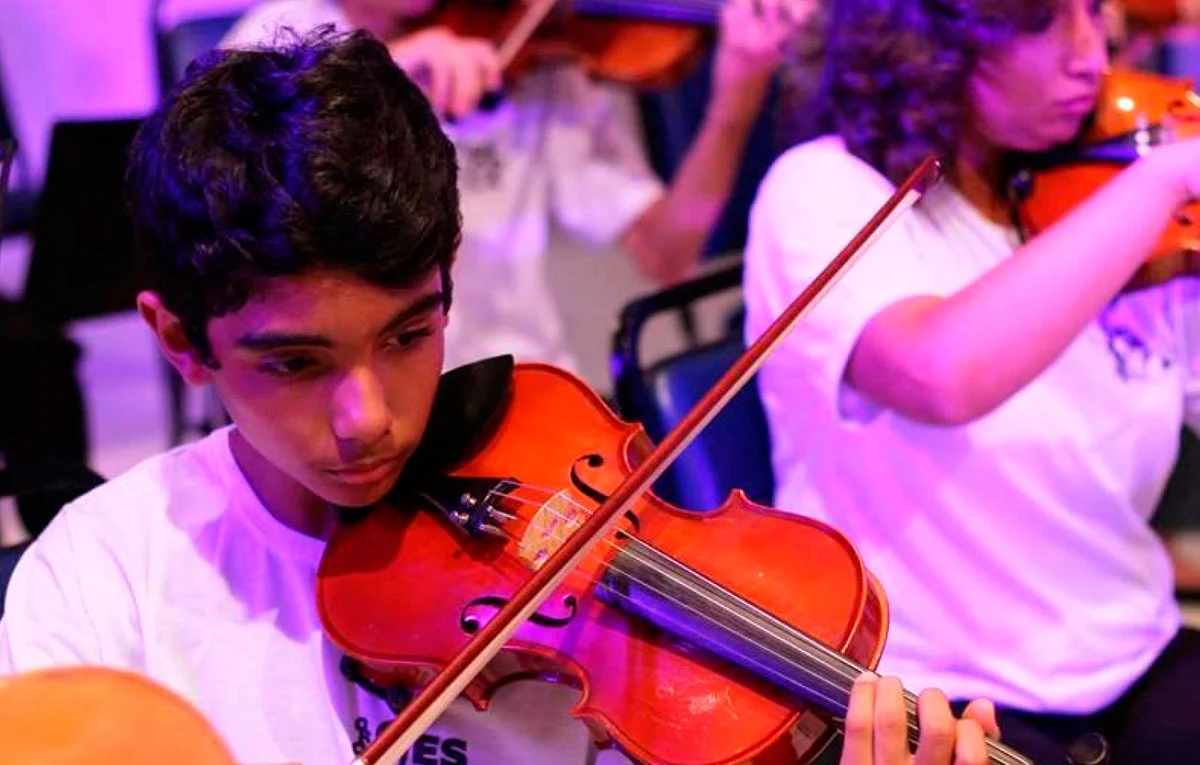 Mais de 200 crianças são atendidas gratuitamente em projeto sociocultural de Araraquara