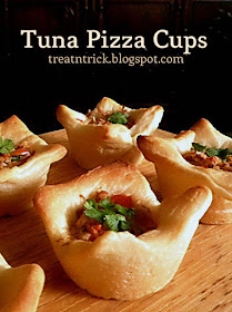 Tuna Pizza Cups Recipe @ http://treatntrick.blogspot.com