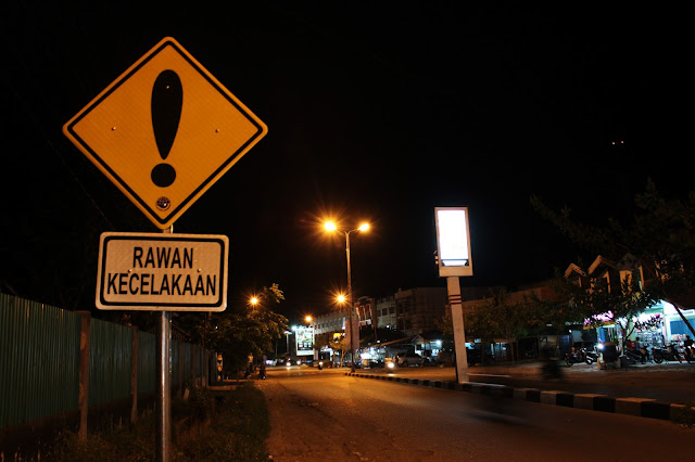 Night at Darussalam, Aceh