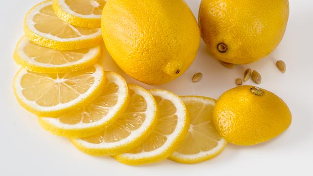5 Manfaat Sari Lemon bagi Kesehatan Tubuh. Yuk, Hidup Sehat.