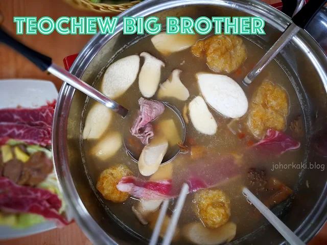 Private Chef in a Coffee Shop. Teochew Big Brother. Singapore Teochew-Big-Brother-Singapore-潮州大兄
