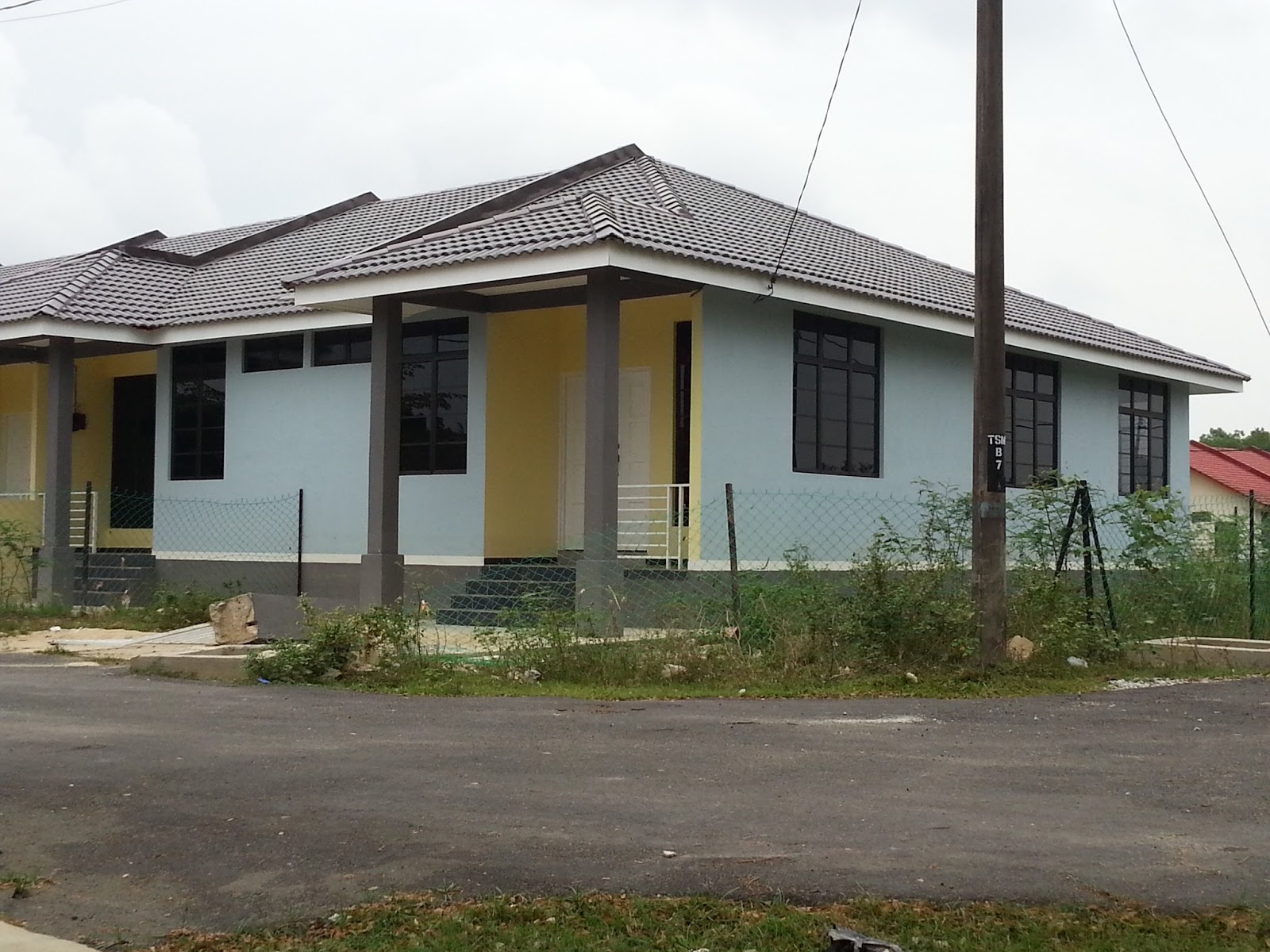  RUMAH  TERES SETINGKAT DI  BANDAR BARU  PASIR MAS Rumah  