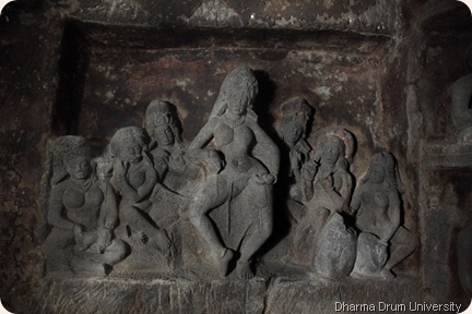 india07_25
