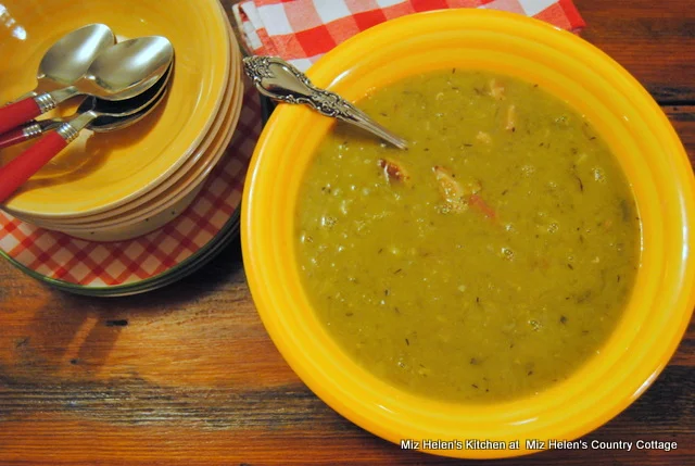 Pressure Cooker Southern Split Pea and Ham Soup at Miz Helen's Country Cottage