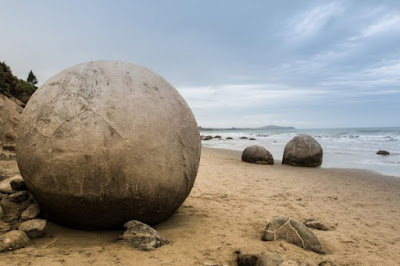 The "Boulders" of Moeraki