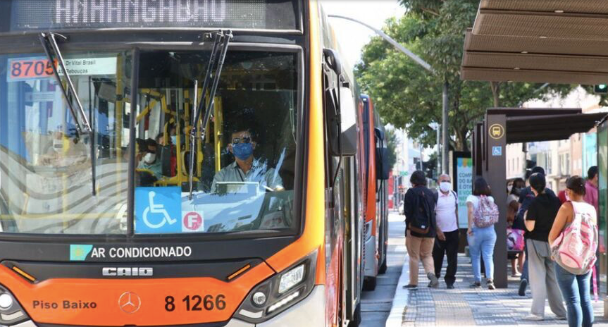 Uso de máscaras deixará de ser exigido no transporte em todo o estado de SP