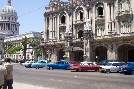 Havana Streets and Classis Cars For more information for planning your next
