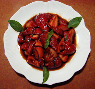 Plate of Balsamic Strawberries Garnished with Mint