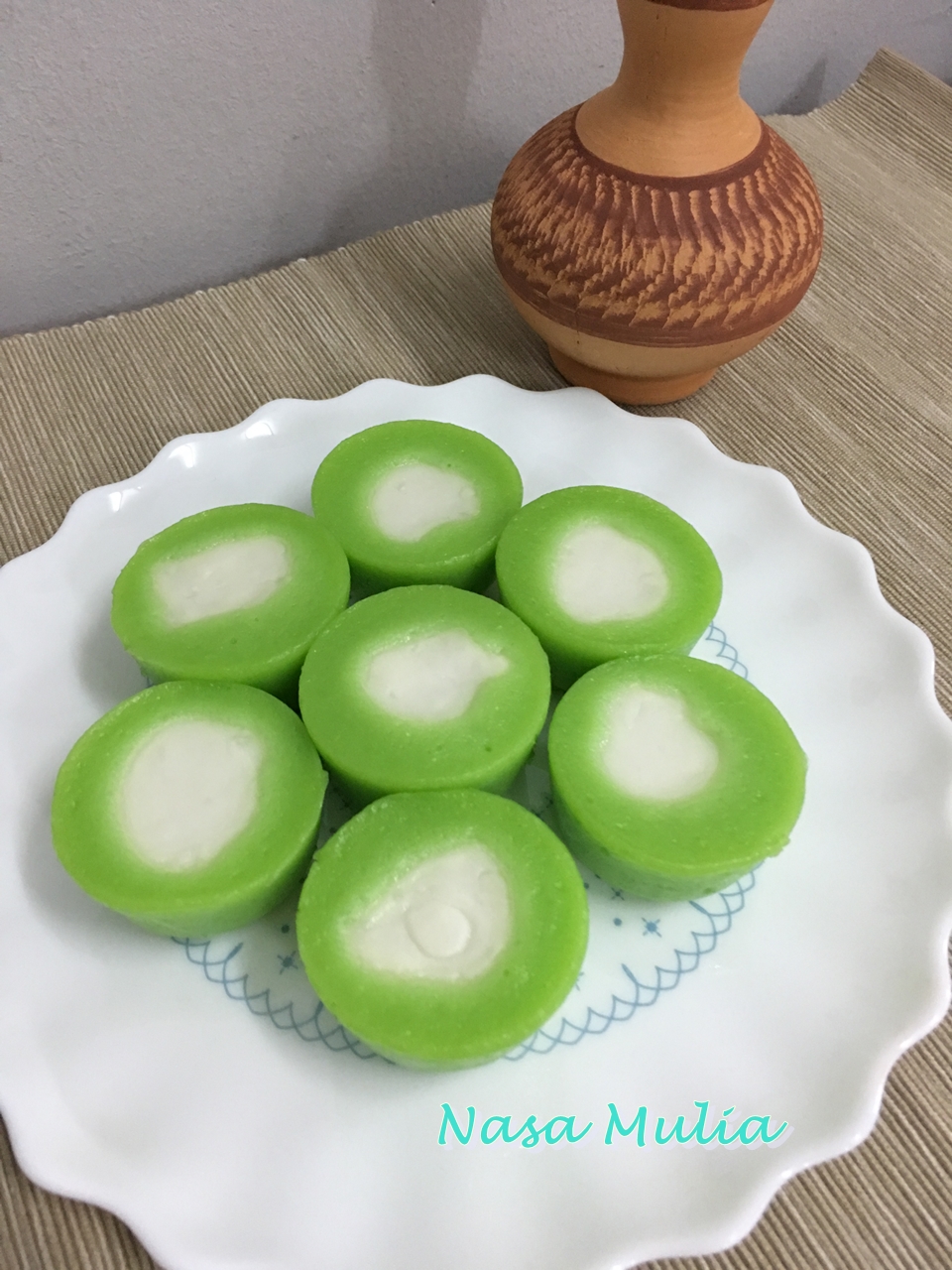 Warna warni hidupku: Kuih Nona Manis