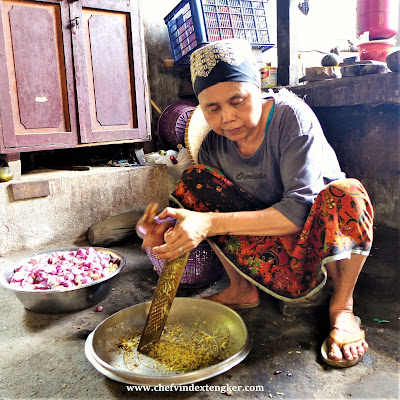 ayam bakar taliwang, vindex tengker