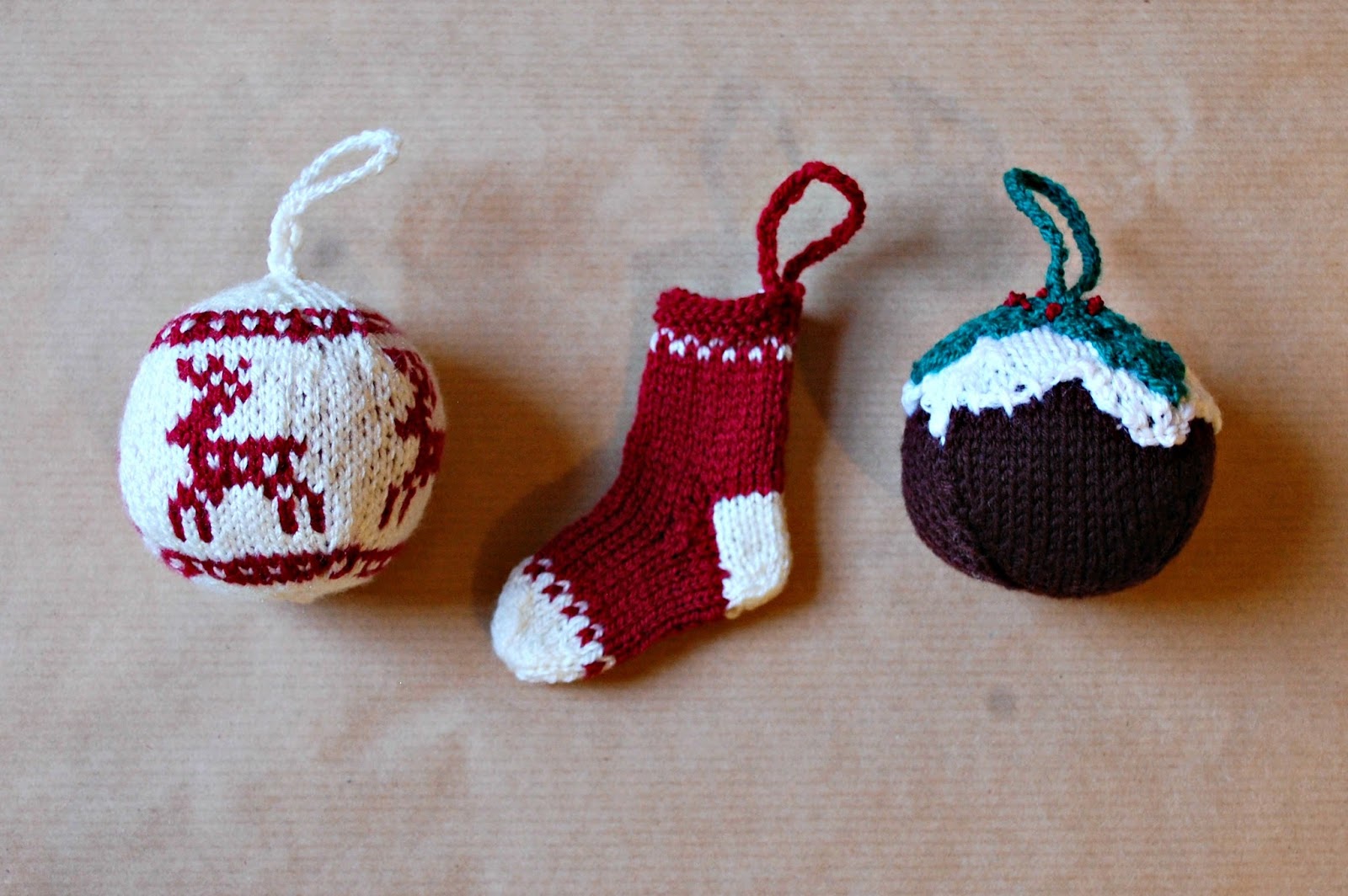 the geeky knitter fo knitted  christmas  decorations 