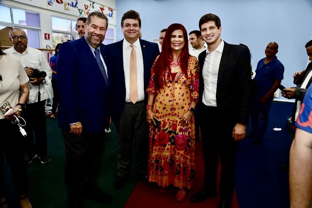 Gleide Ângelo prestigia inauguração de Centro de Referência Infantil
