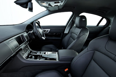 2011 Jaguar XF S Interior