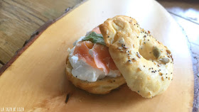 bagel-relleno-con-salmón