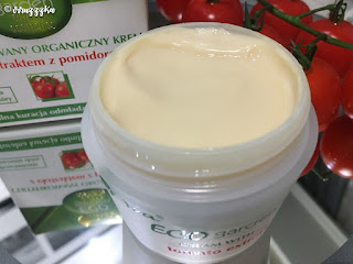 Ava Laboratorium Certified Organic Cream With Tomato Extract Review