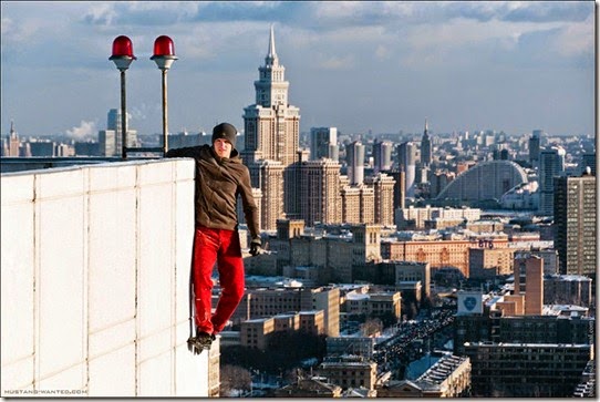 extreme-rooftopping-skywalking-photos-mustang-wanted-russia-6