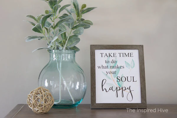 Cute farmhouse style watercolor print! Download free printable eucalyptus wall art! Quote- Take time to do what makes your soul happy.