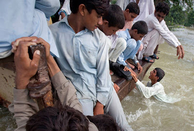 Photo Of Floods In Pakistan Seen On www.coolpicturegallery.net