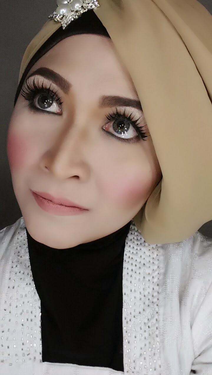 Everonias Blog Beautyparentinglifestyle MAKEUP DAN HIJAB