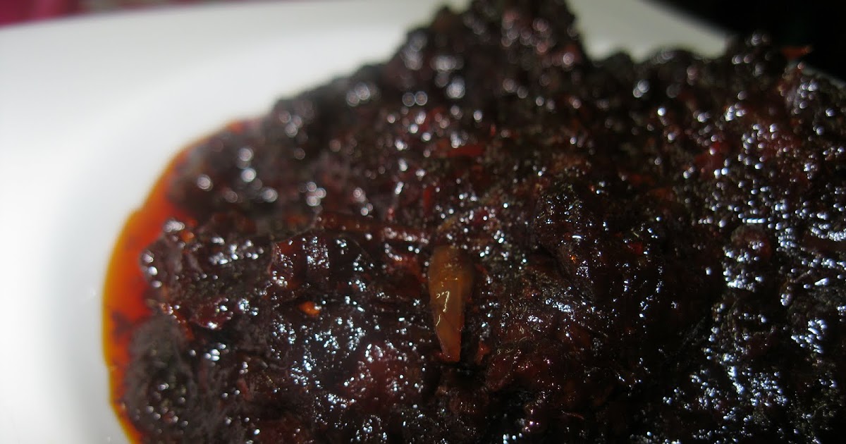 Dari Dapur Maklong: Daging Masak Hitam